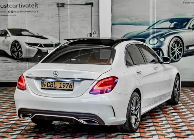 Mercedes Benz C200 AMG Premium Plus 2019