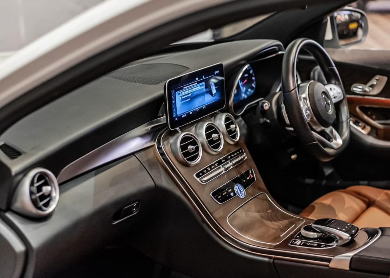 Mercedes Benz C200 AMG Premium Plus 2019