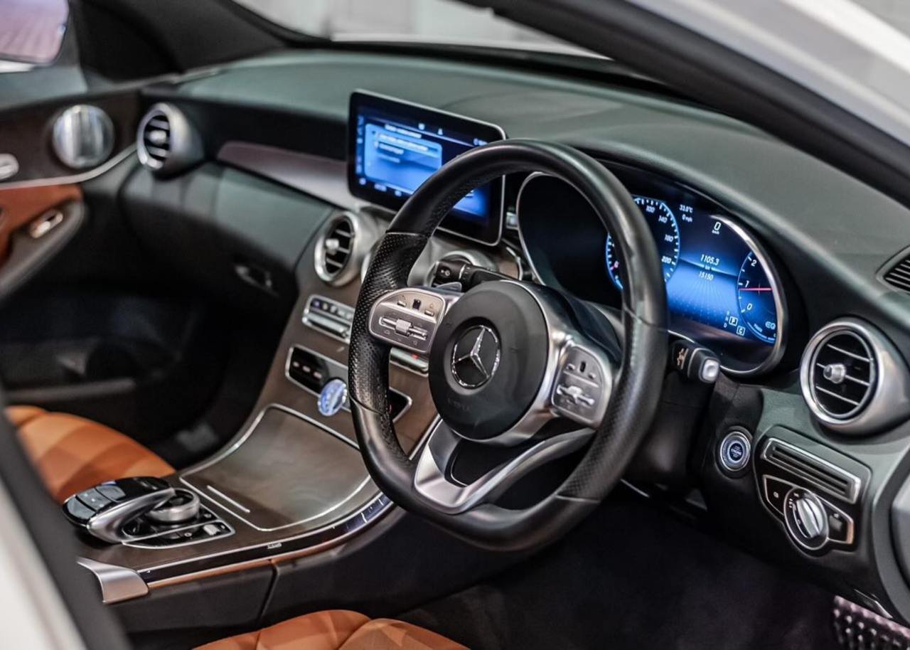 Mercedes Benz C200 AMG Premium Plus 2019