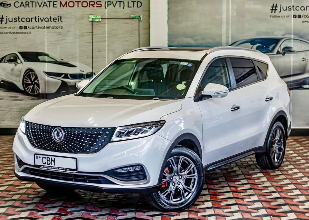 DFSK Glory I-Auto 7 Seater 2022