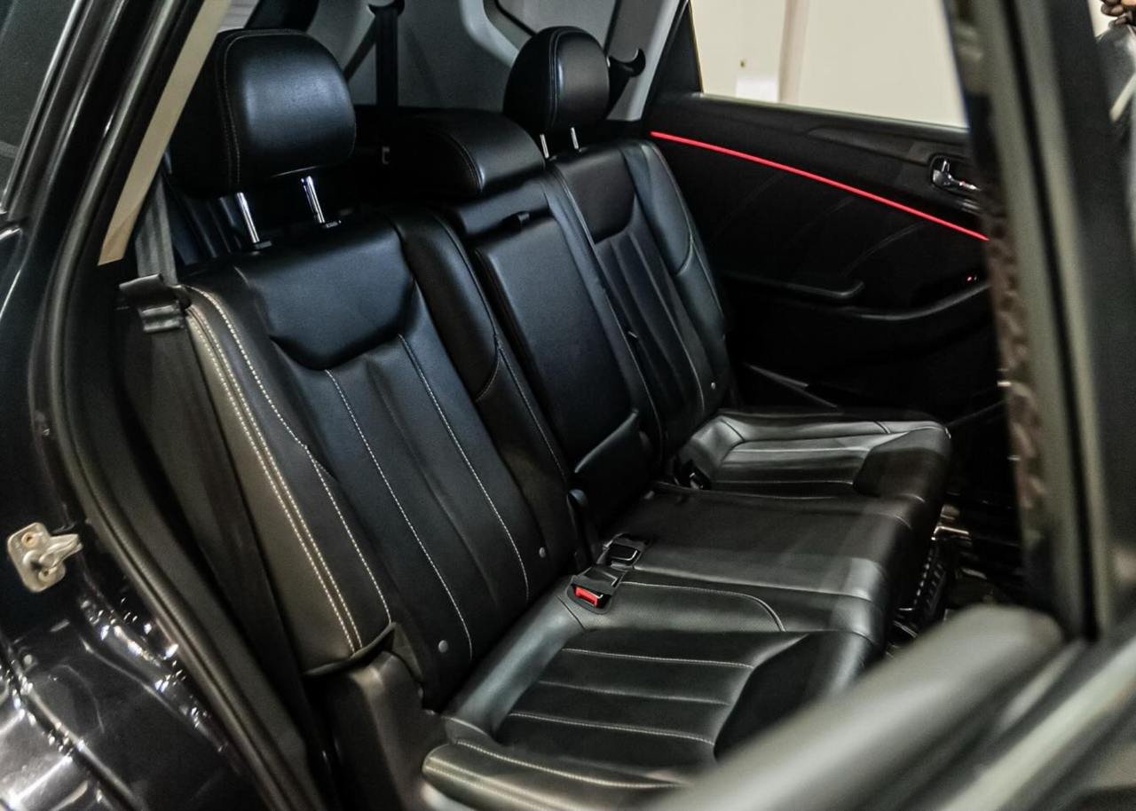DFSK Glory I-Auto 7 Seater 2021