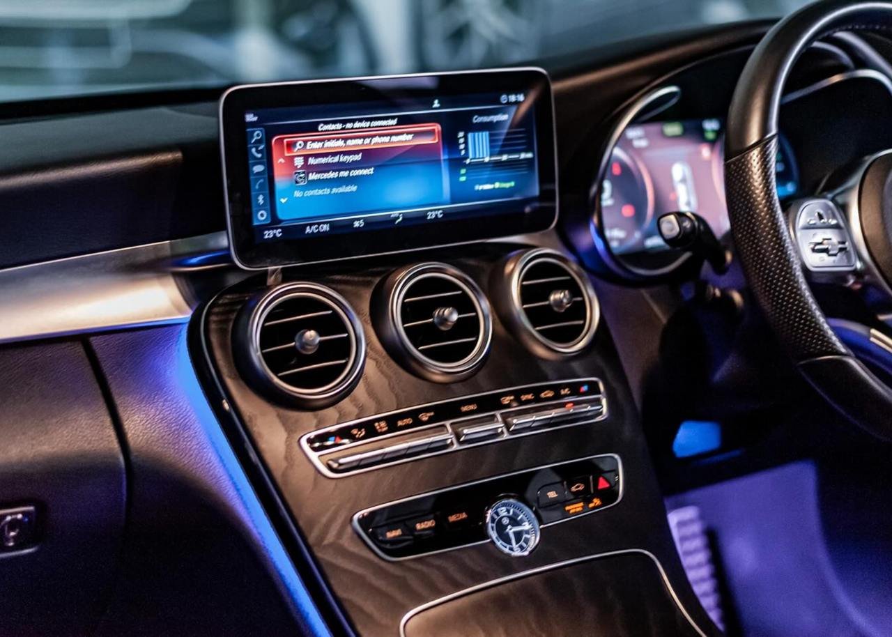 Mercedes Benz C200 AMG Line Premium Plus 2018