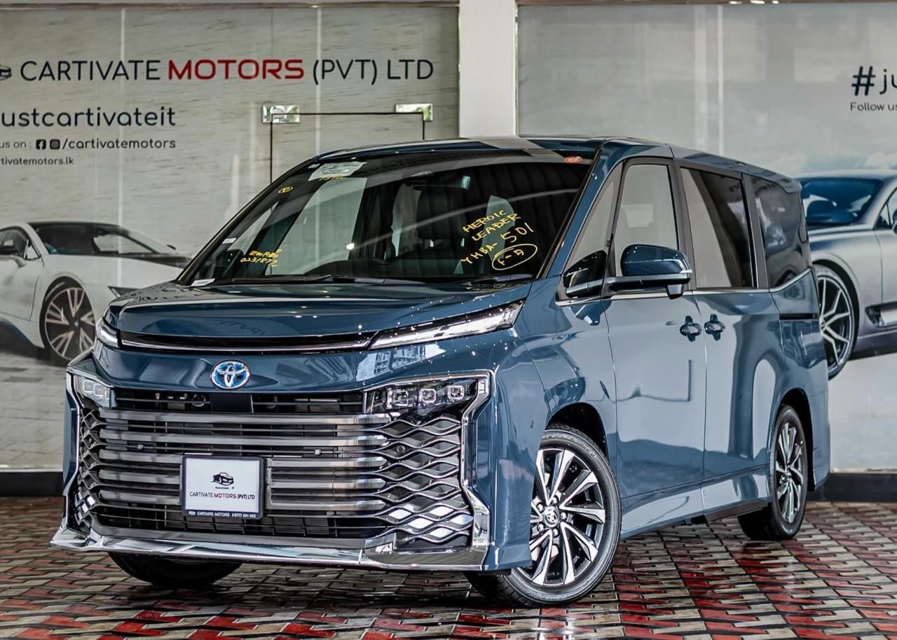 Toyota Voxy SZ Hybrid Brand New 2025