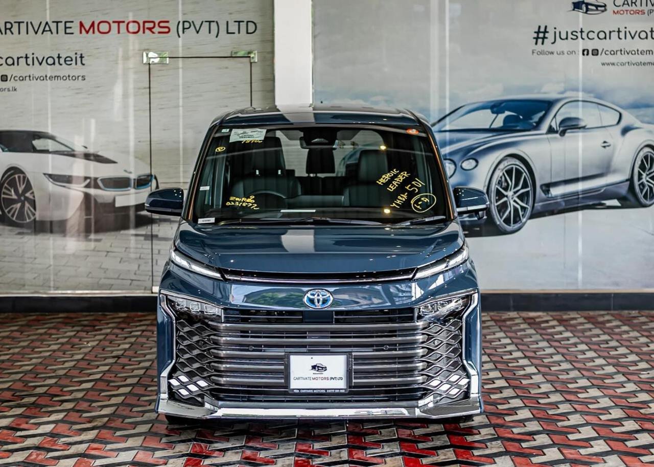 Toyota Voxy SZ Hybrid Brand New 2025