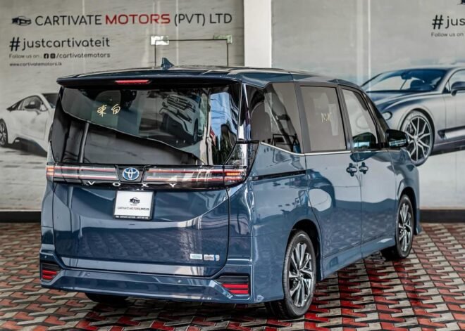 Toyota Voxy SZ Hybrid Brand New 2025