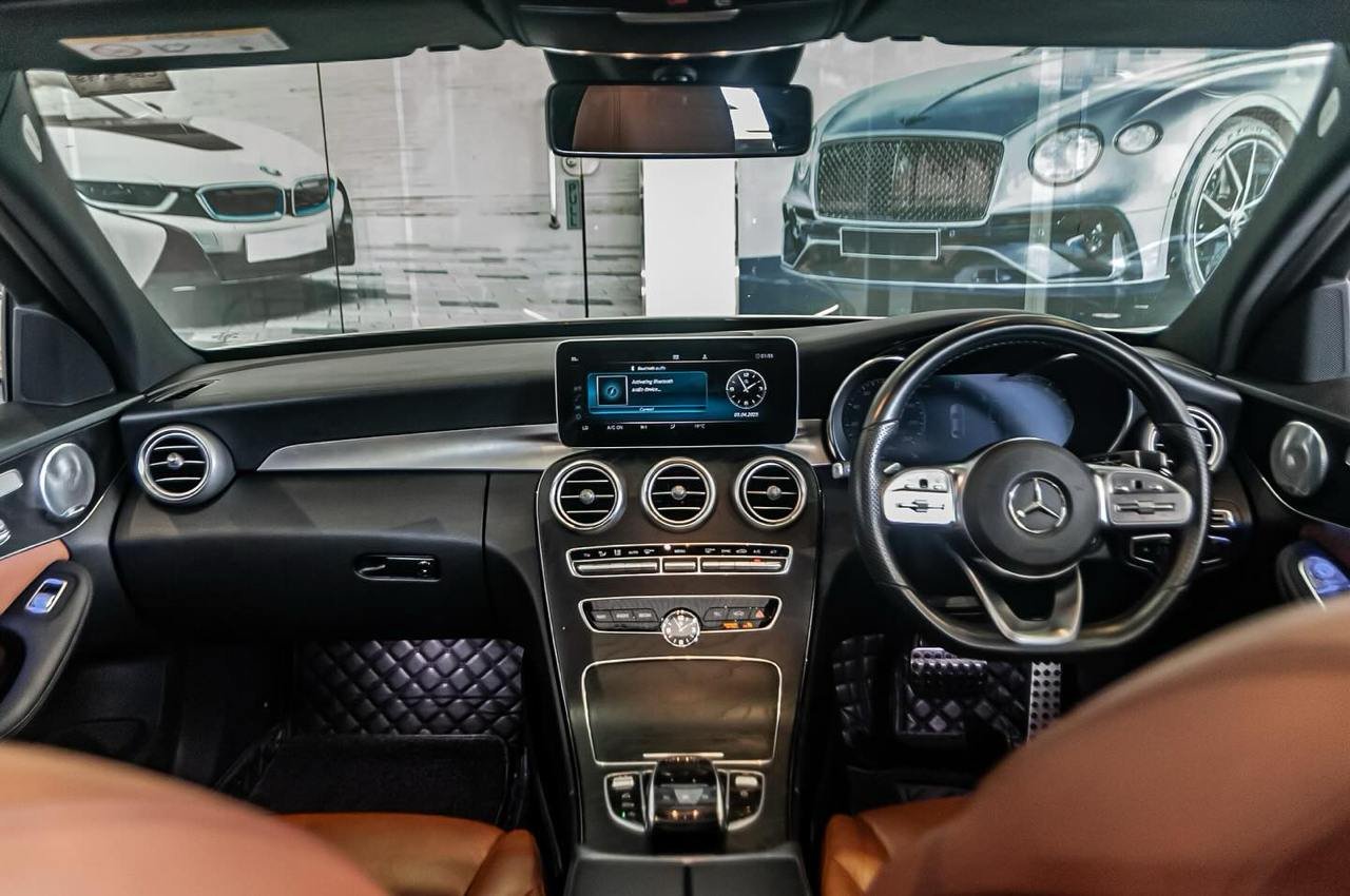 Mercedes Benz C200 AMG Premium Plus 2018