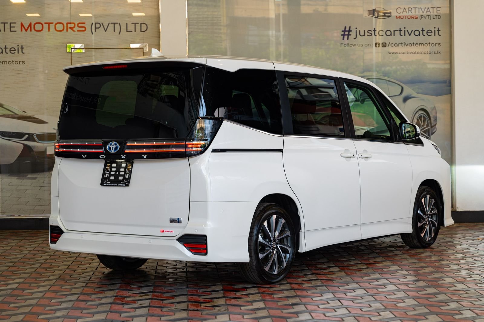 Toyota Voxy SZ Brand New 2025