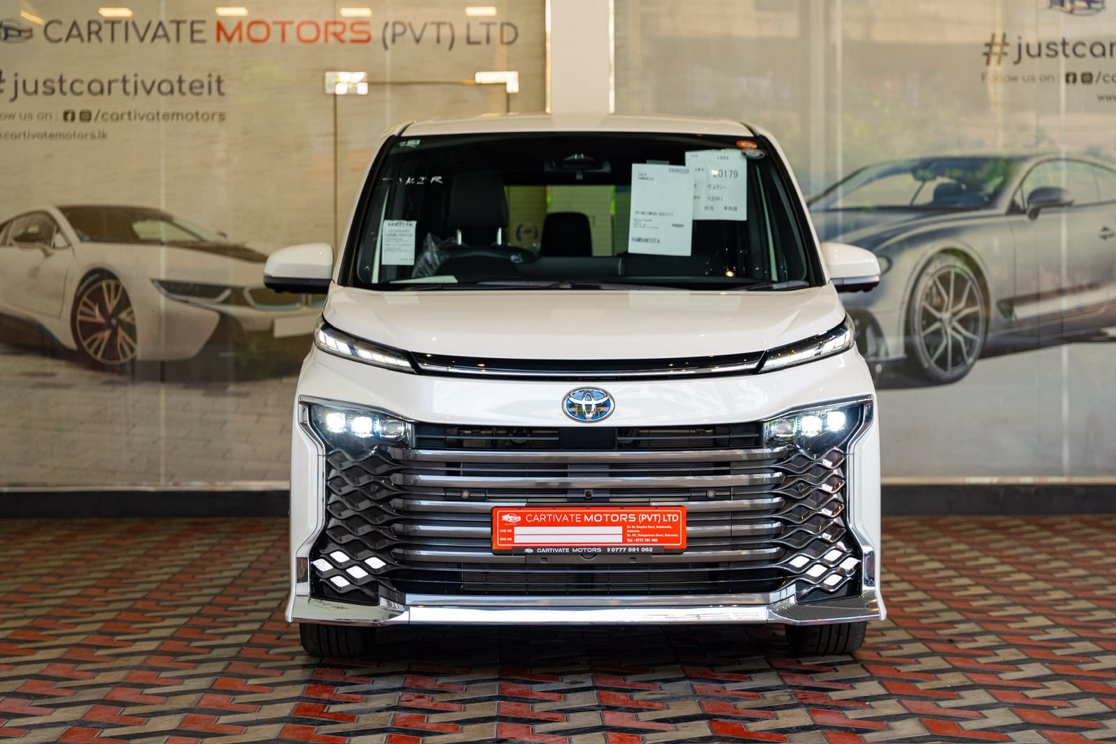 Toyota Voxy SZ Brand New 2025