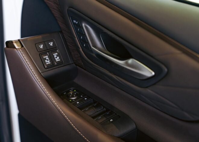 Toyota Alphard Executive Lounge 2024