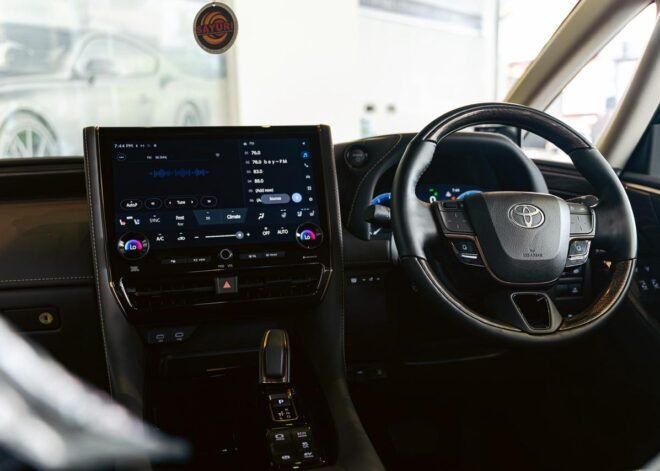 Toyota Alphard Executive Lounge 2024