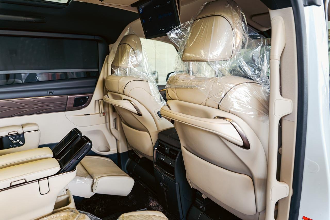Toyota Alphard Executive Lounge 2024