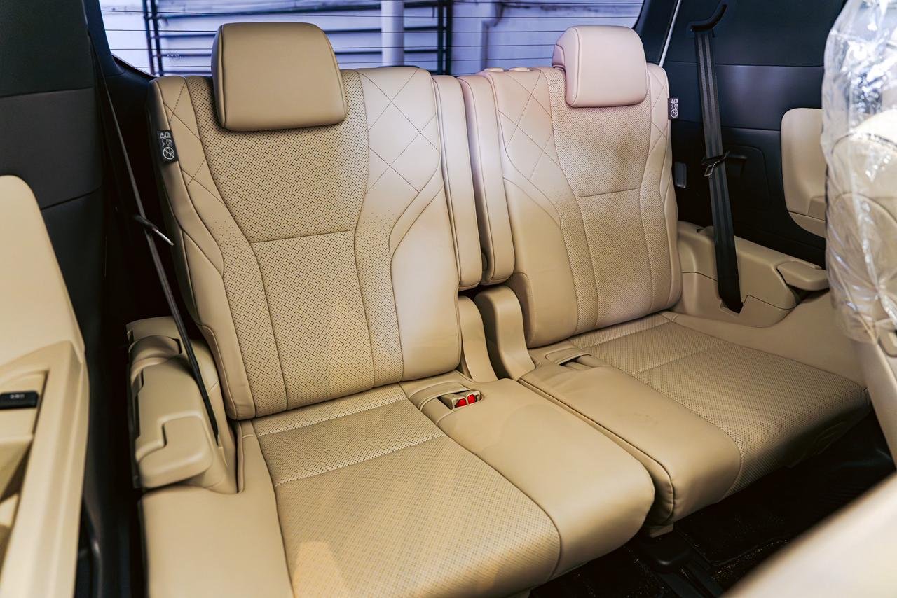 Toyota Alphard Executive Lounge 2024