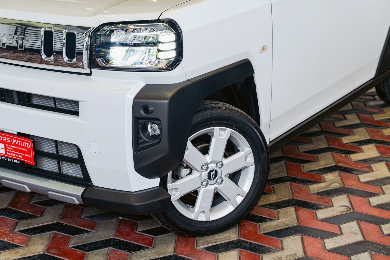 Daihatsu Taft G Turbo Chrome Venture 2025