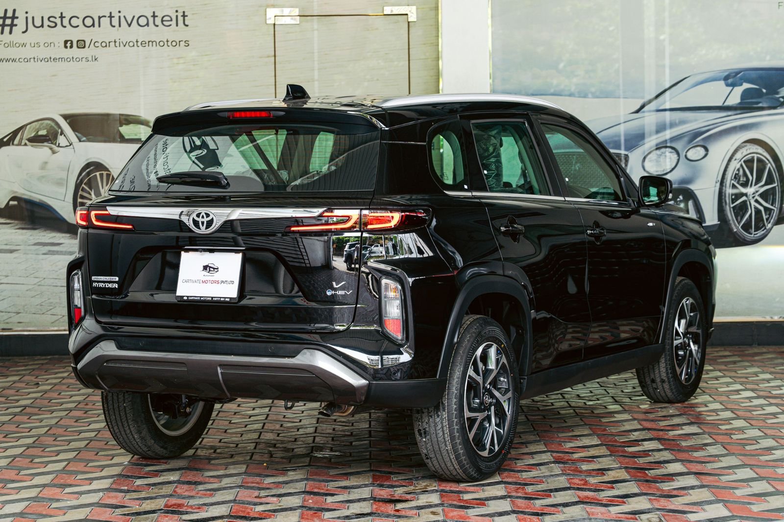 Toyota Urban Cruiser Hyryder V Brand New 2025 Black