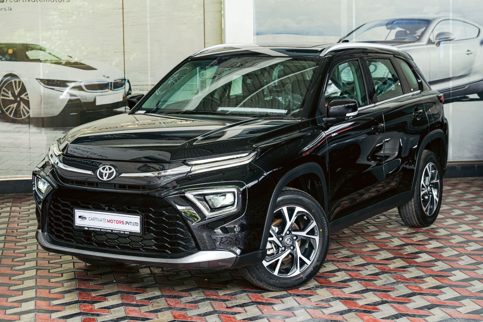 Toyota Urban Cruiser Hyryder V Brand New 2025 Black