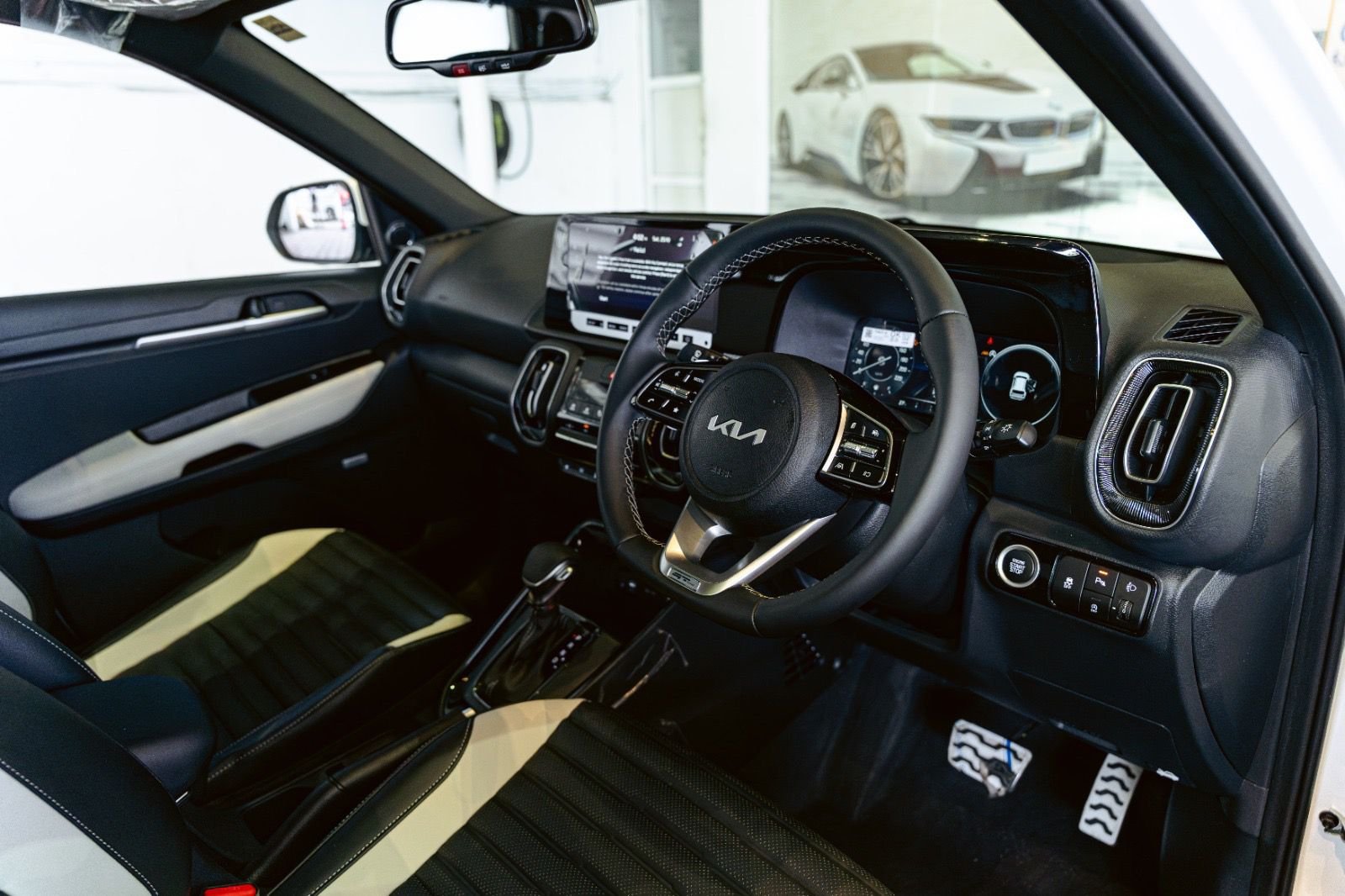 Kia Sonet GTX Plus 2025