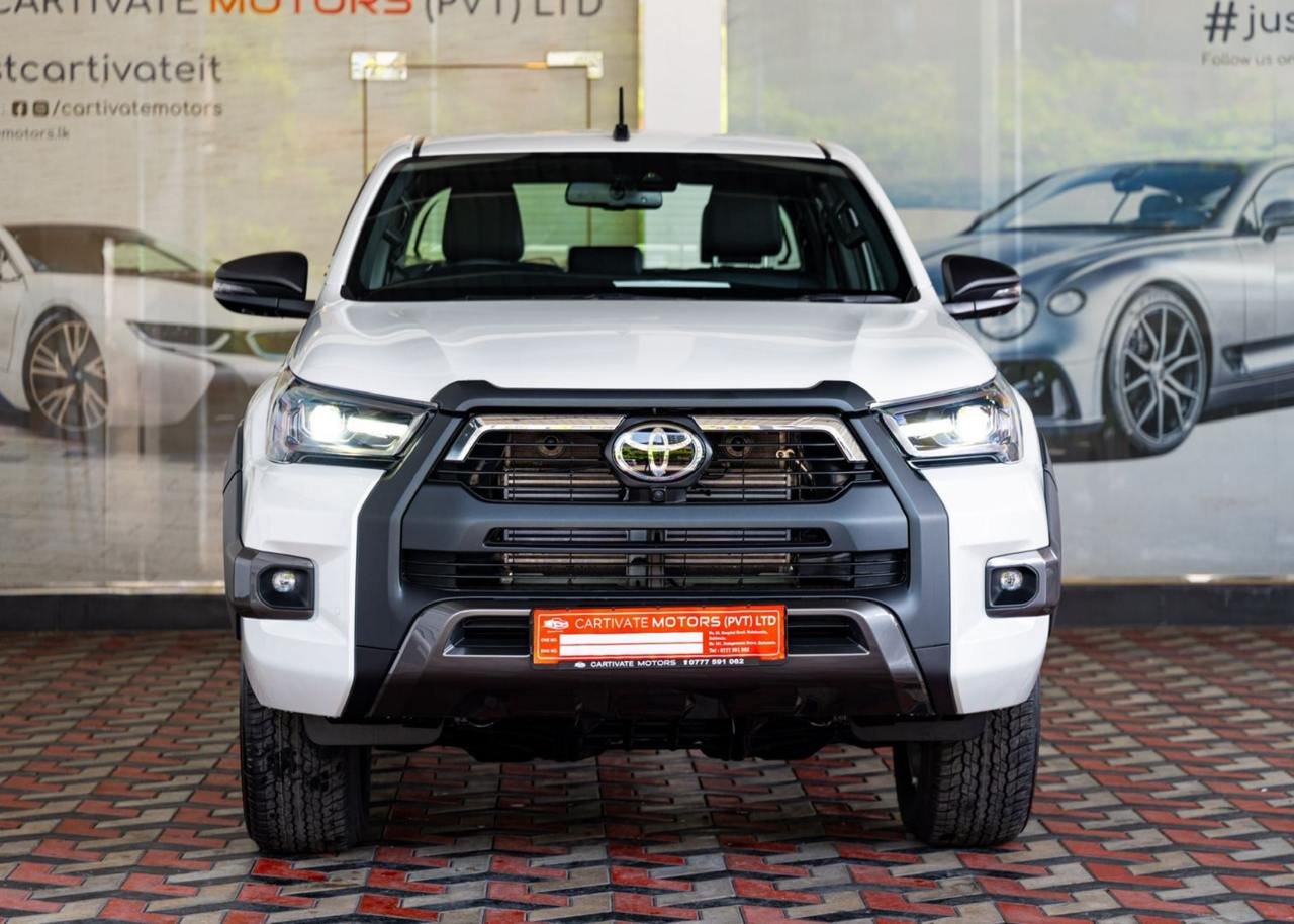 Toyota Hilux Rocco 2.8L Brand New 2025