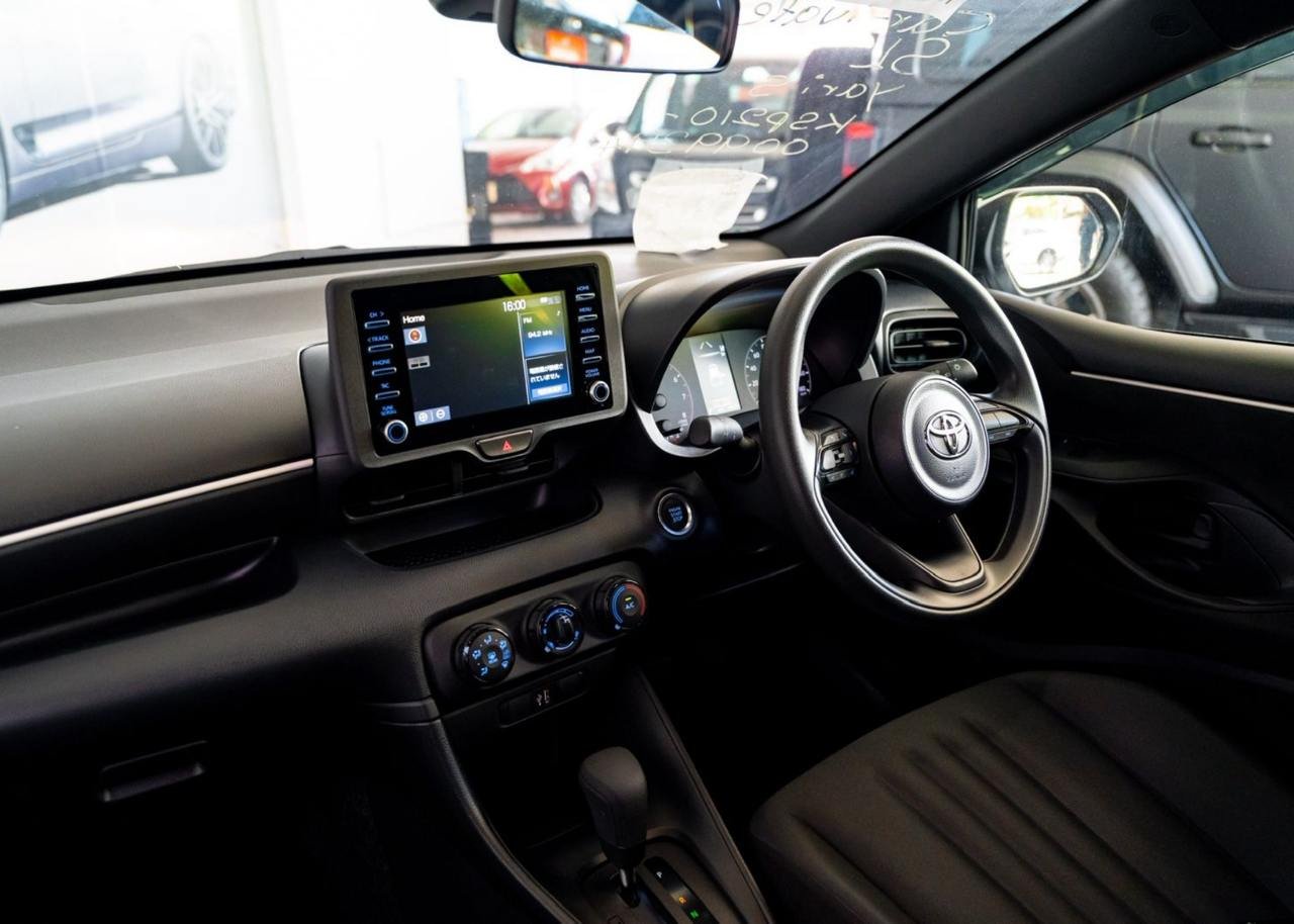 Toyota Yaris X Grade 2023