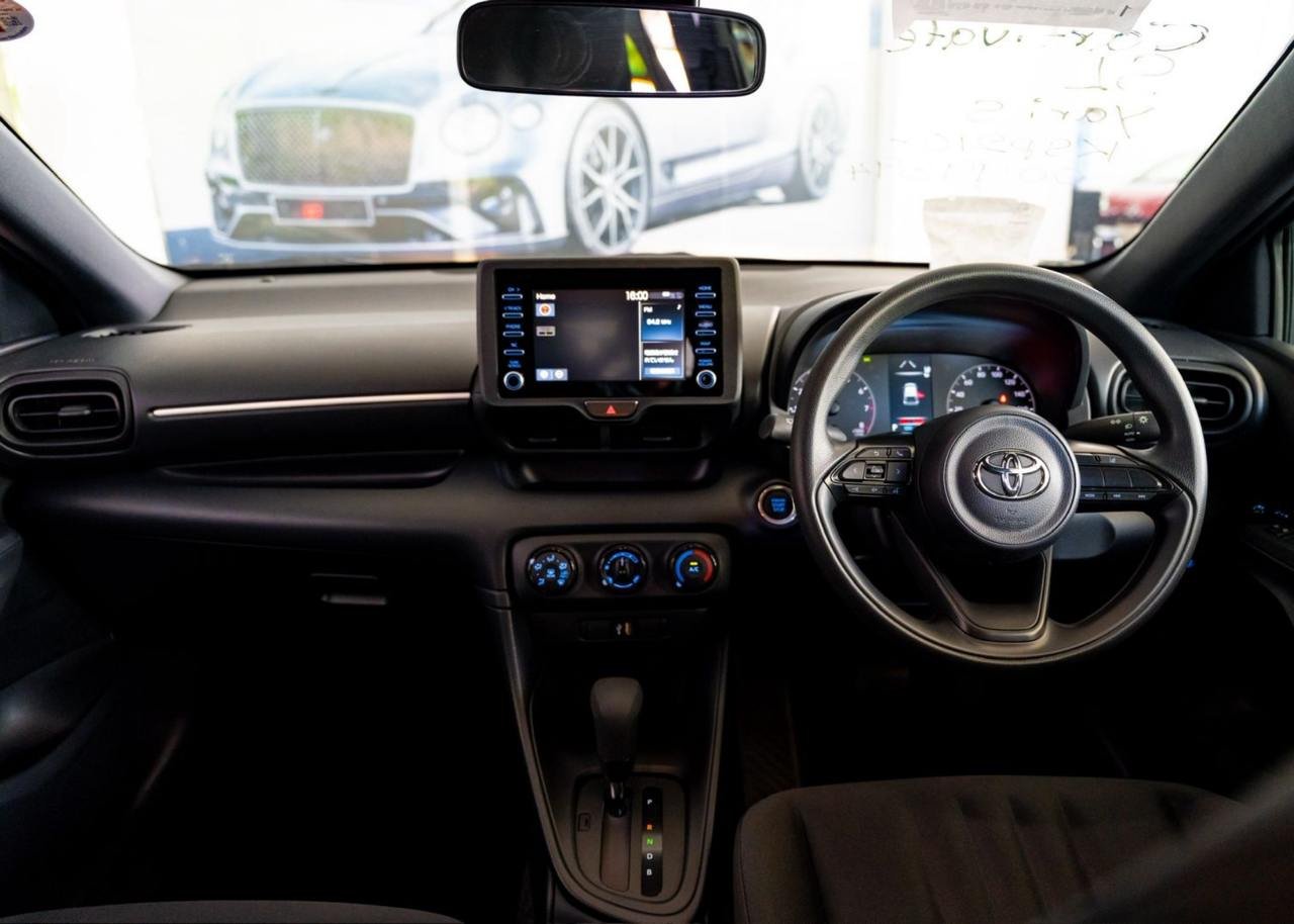 Toyota Yaris X Grade 2023