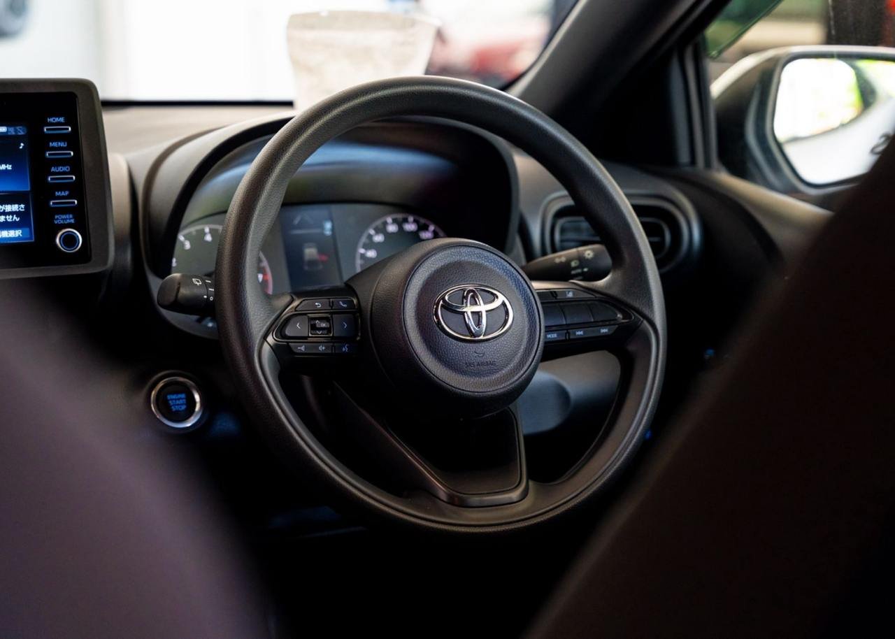 Toyota Yaris X Grade 2023