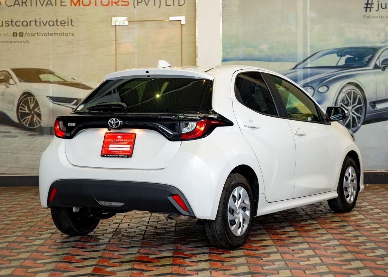 Toyota Yaris X Grade 2023 White