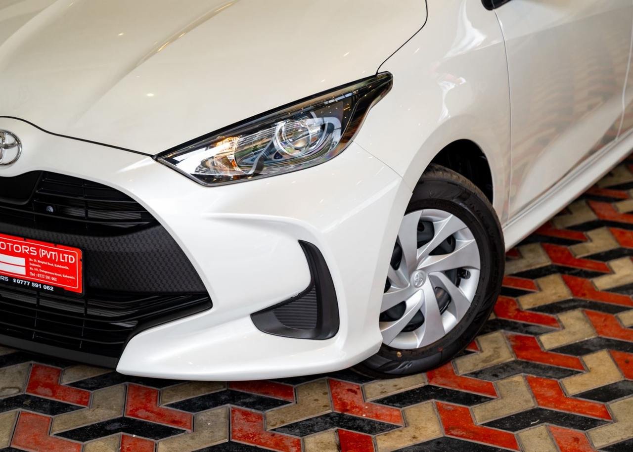 Toyota Yaris X Grade 2023 White