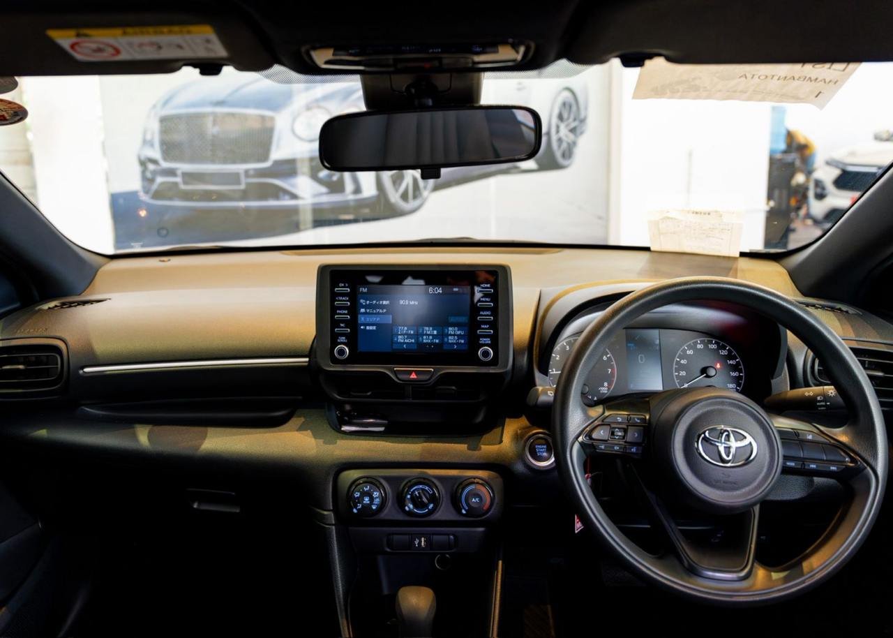 Toyota Yaris X Grade 2023 White
