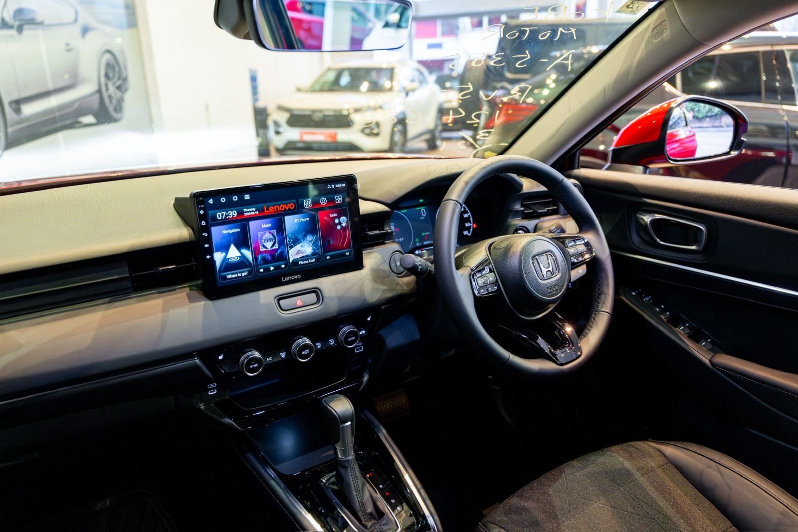 Honda Vezel Z Brand New 2024