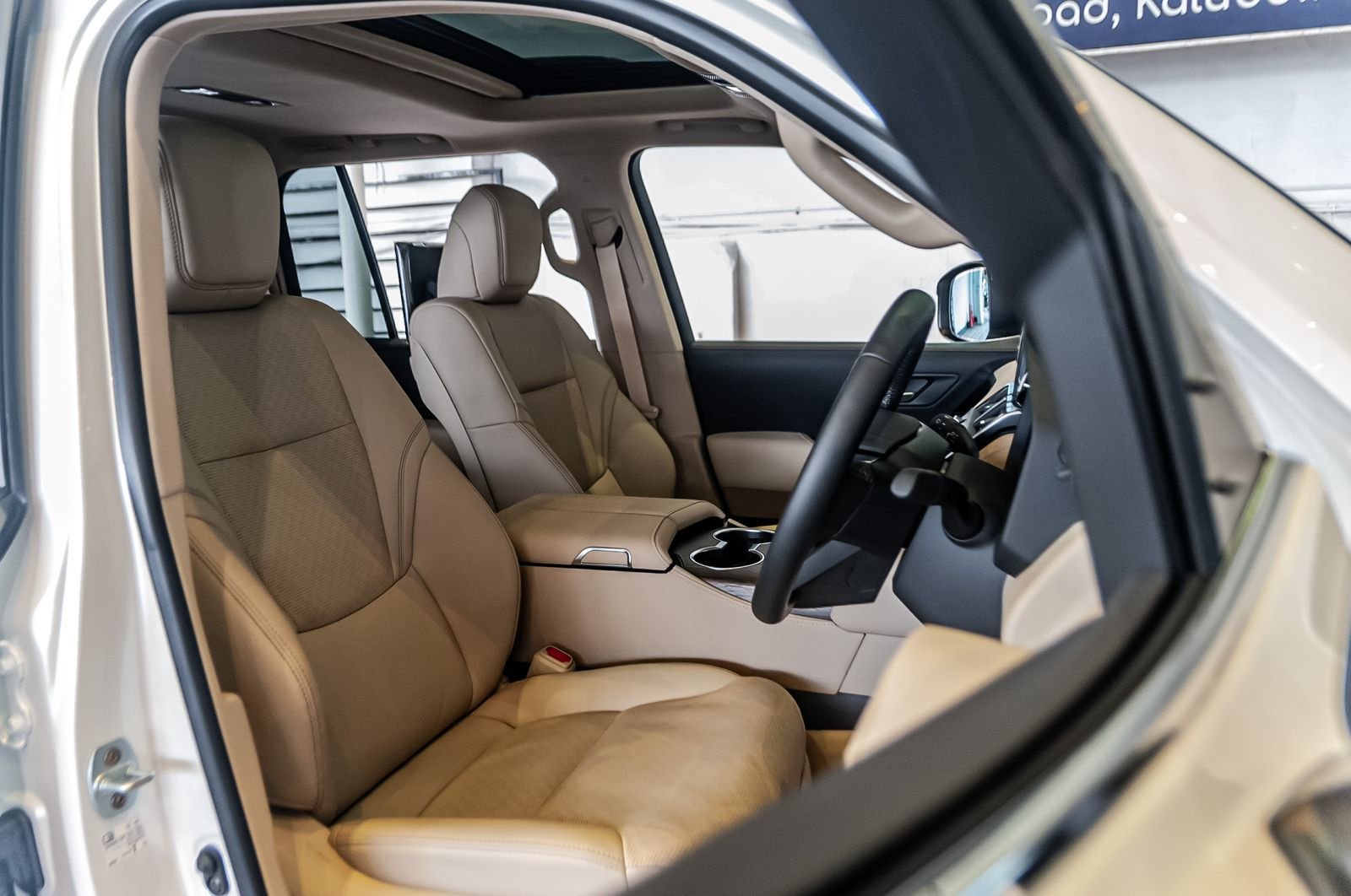 Toyota Land Cruiser Sahara ZX LC300 Full Spec 2024