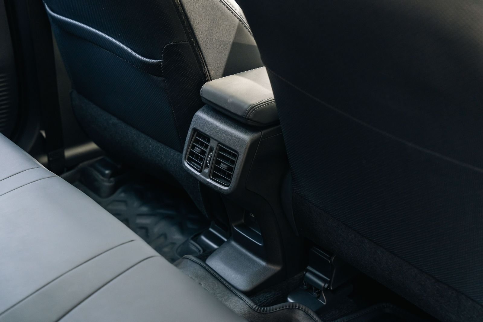 Toyota Yaris Cross Premium Luxury 2025