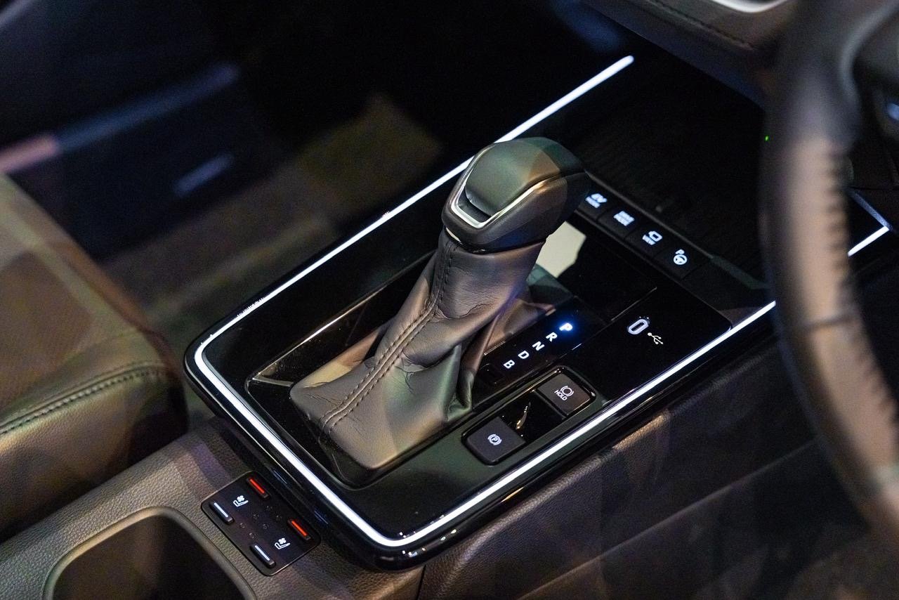 Toyota Corolla Cross Z New Face 2025