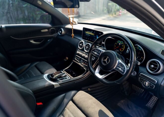 Mercedes Benz C200 AMG Line Dimo 2019