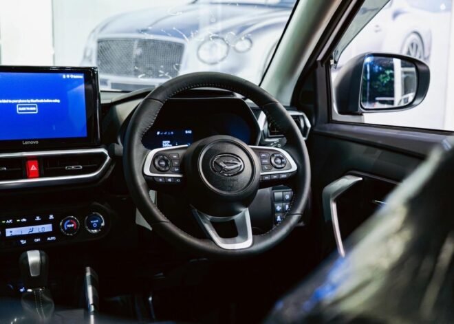 Daihatsu Rocky Premium G Hybrid 2025