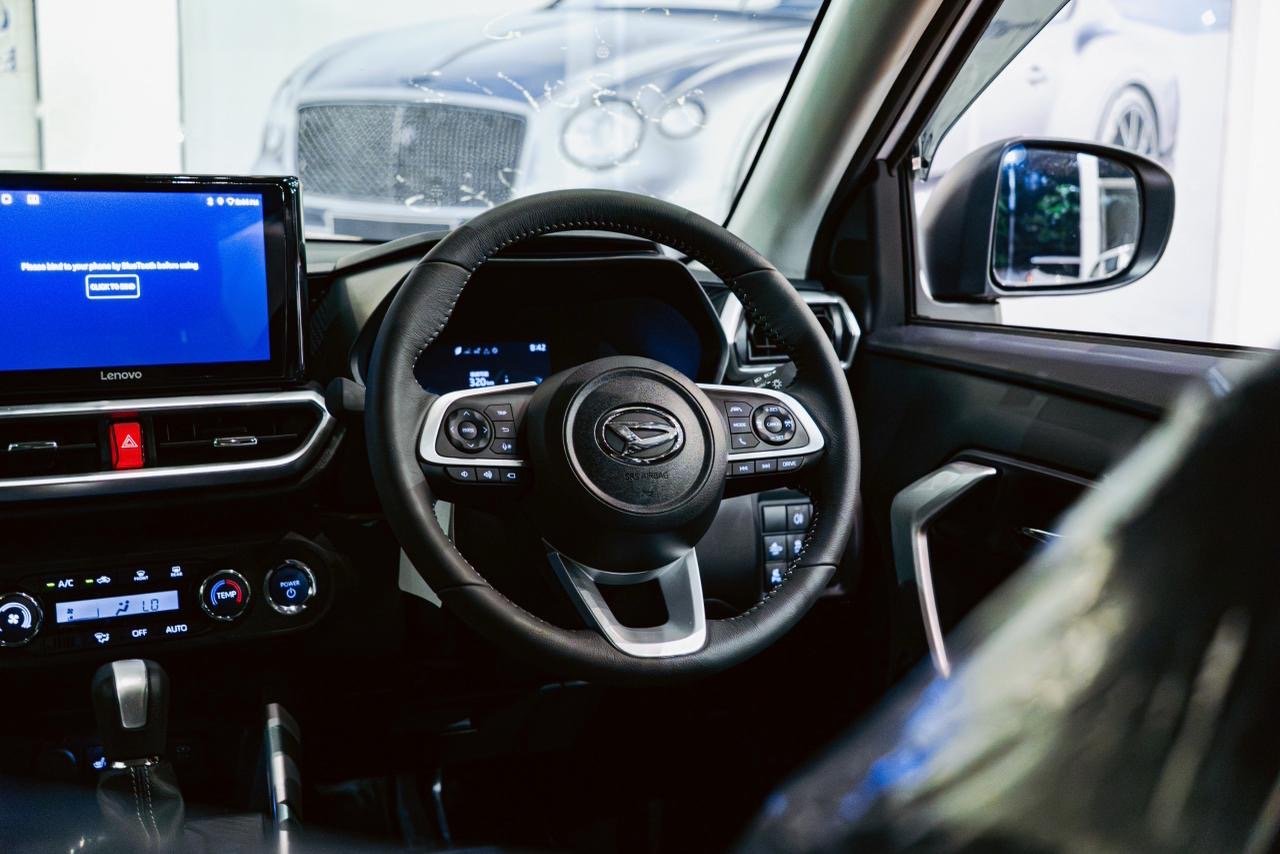 Daihatsu Rocky Premium G Hybrid 2025