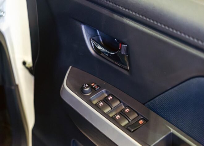 Toyota Roomy Custom GT Turbo 2023