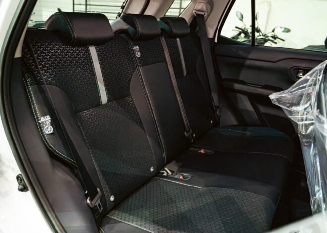 Daihatsu Rocky Premium G Hybrid 2025