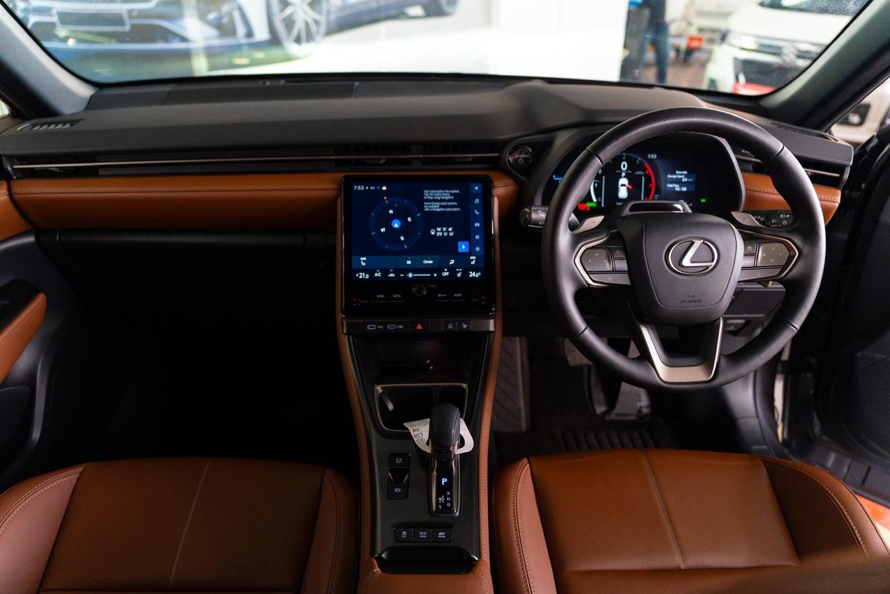 Lexus LBX Highest Spec 2024