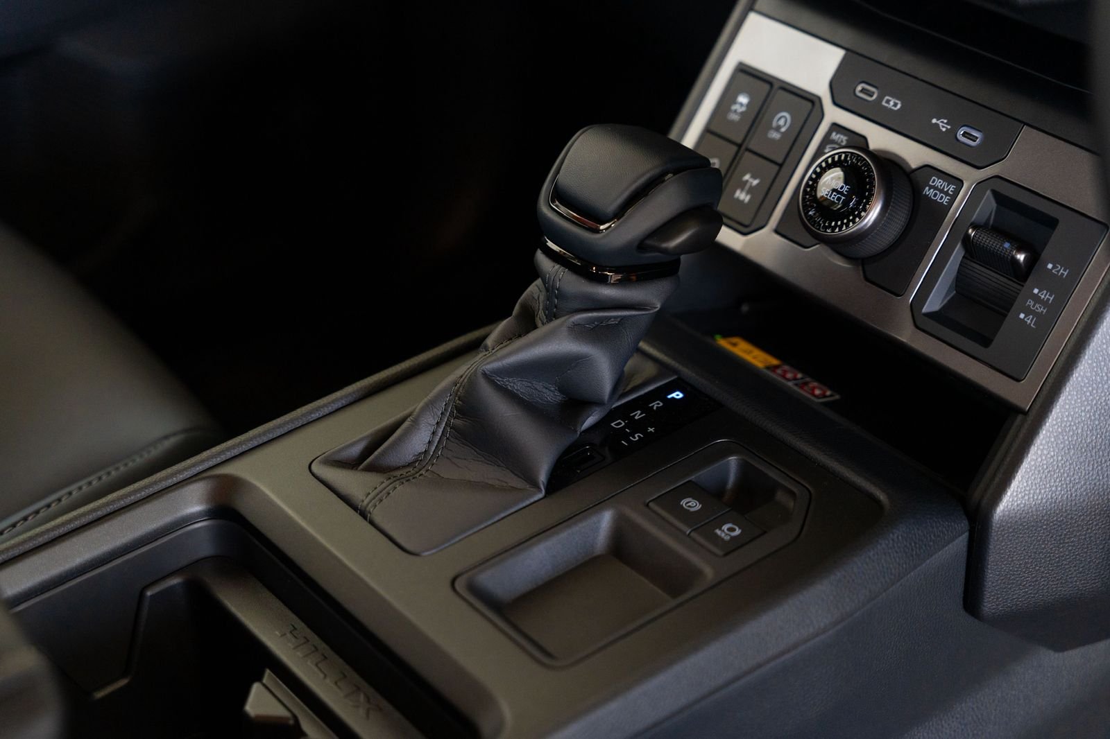 Toyota Hilux Travo 4Trex Overland 2025