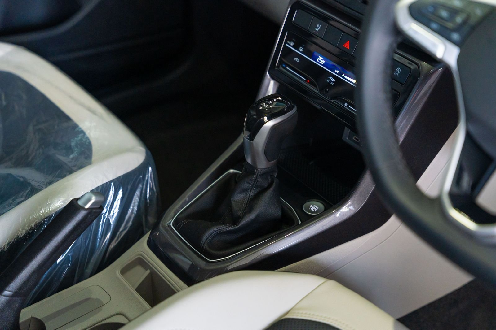 Volkswagen Taigun Topline TSI 2025