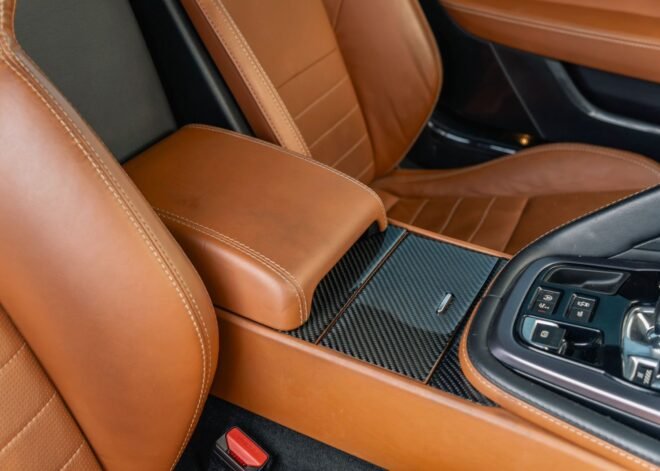 Jaguar F-Type P300 2018