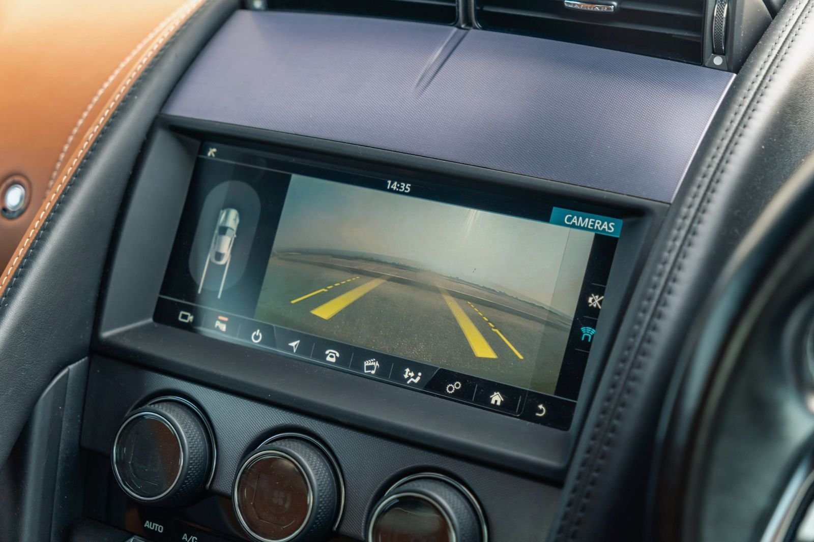 Jaguar F-Type P300 2018