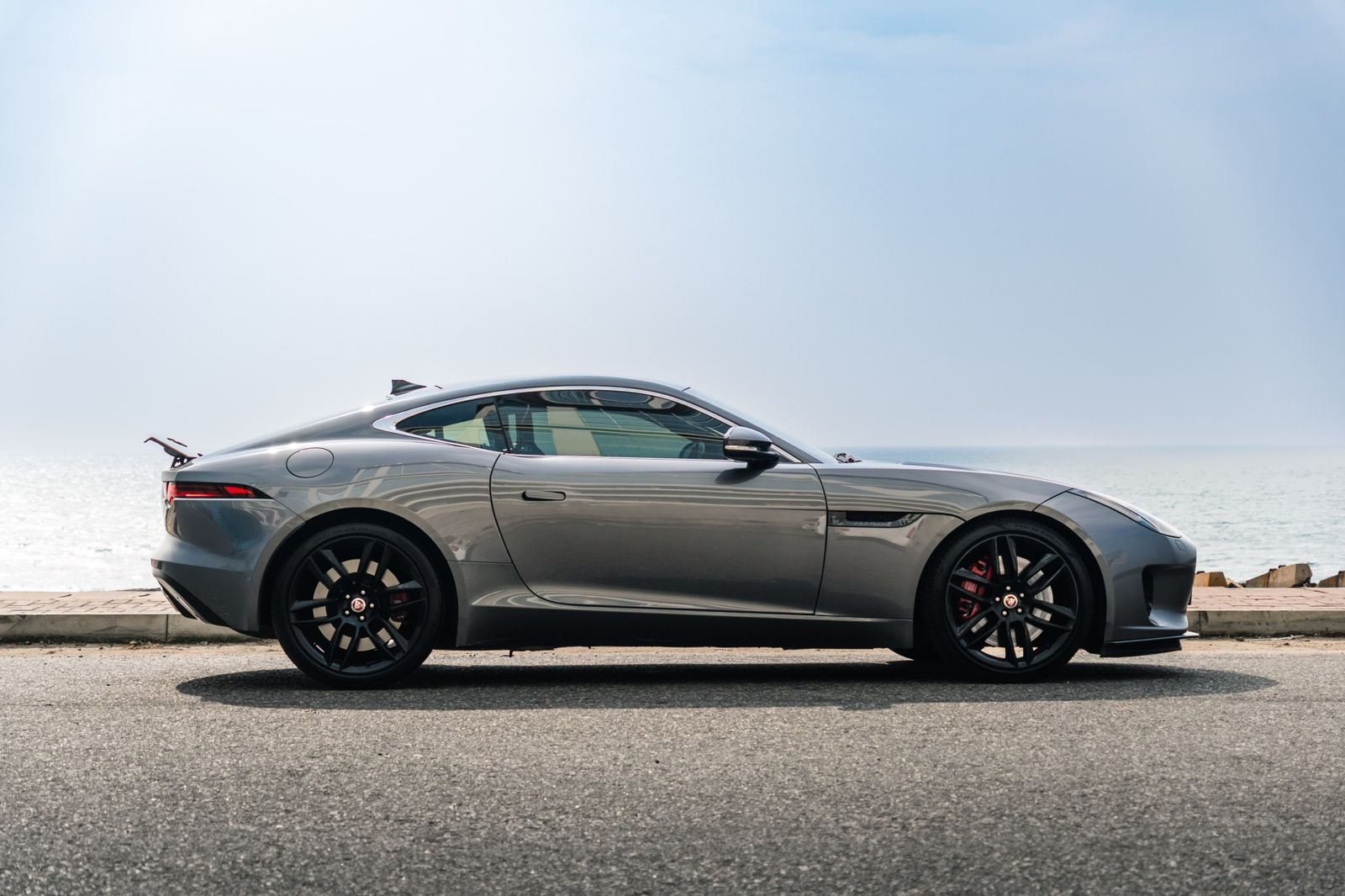 Jaguar F-Type P300 2018