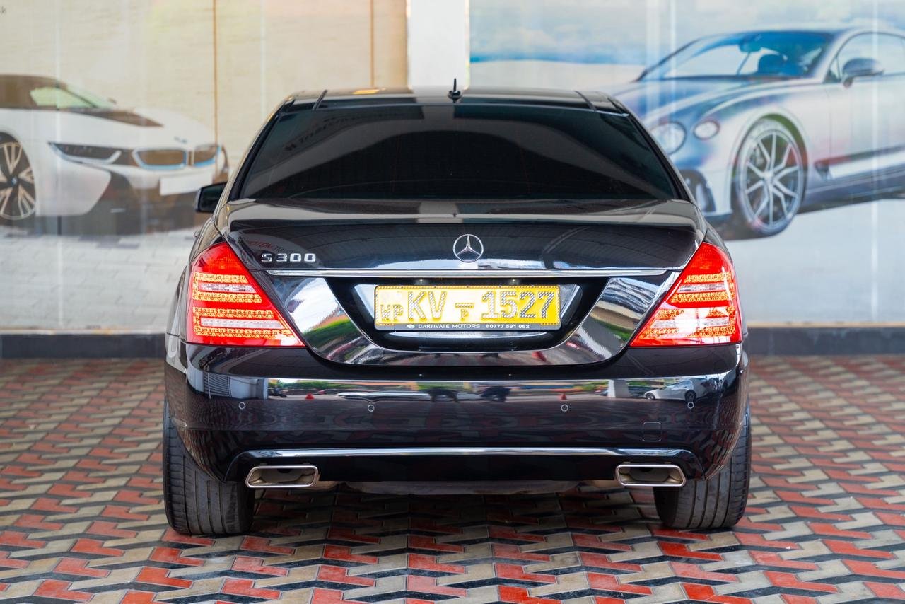 Mercedes Benz S300 Long Wheel Base 2011
