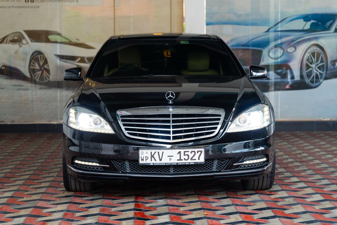 Mercedes Benz S300 Long Wheel Base 2011