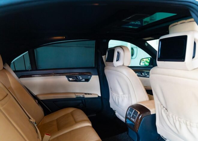 Mercedes Benz S300 Long Wheel Base 2011