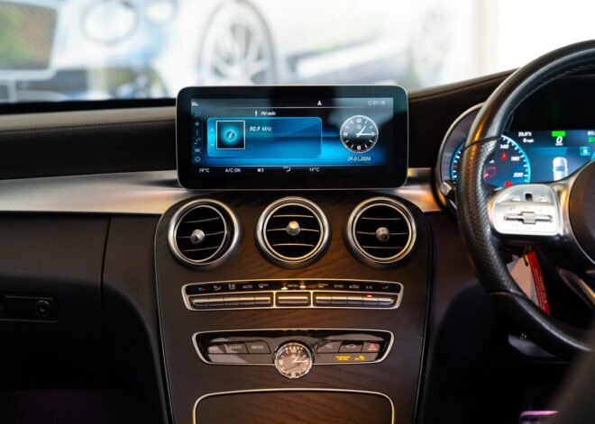 Mercedes Benz C200 AMG Line Premium Plus Light Blue 2019