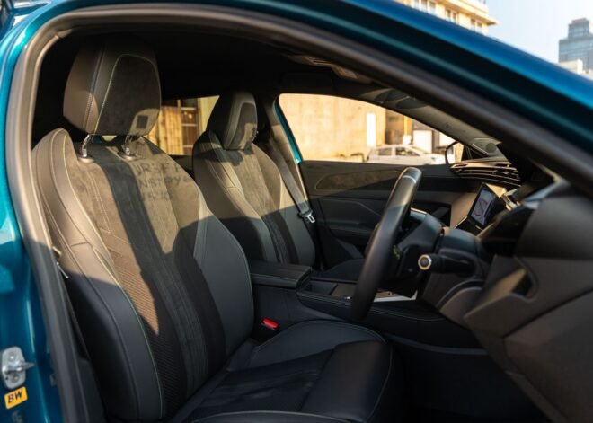 Peugeot 408 GT Line Fastback 2023 Blue