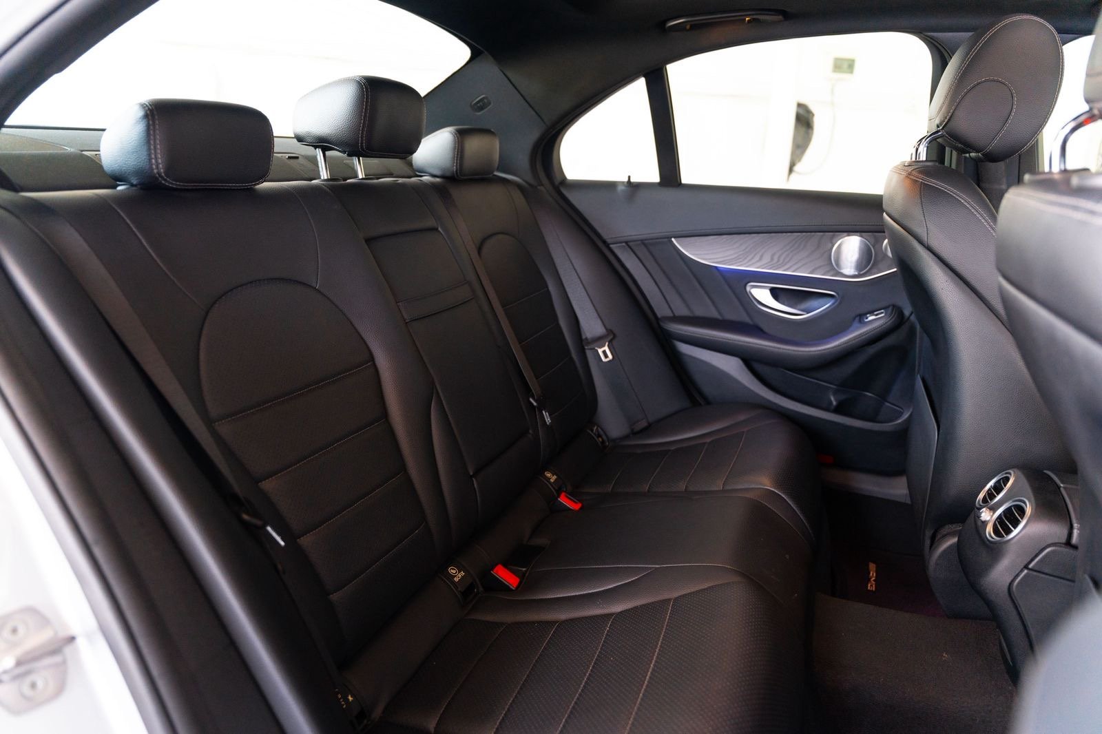 Mercedes Benz C200 AMG Line Premium Plus Light Blue 2019