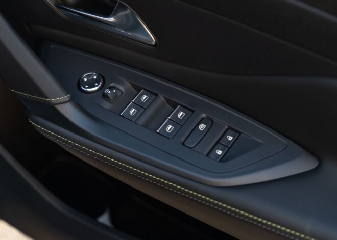 Peugeot 408 GT Line Fastback 2023 Blue