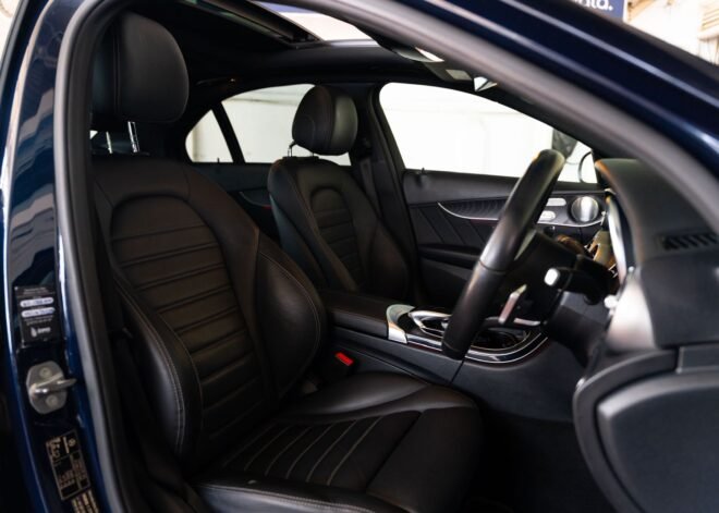 Mercedes Benz C200 AMGLine Premium Plus 2019